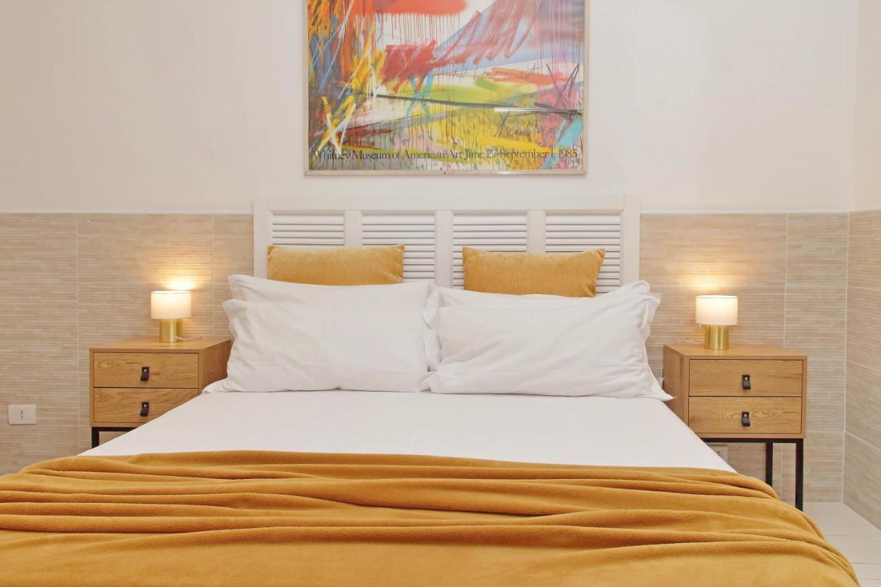 Opera Inn Suites - Rooms And Apartments Рим Екстериор снимка